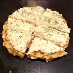お店の名前の付いたよろづや天