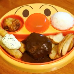 洋食屋の本気のお子様ランチ
