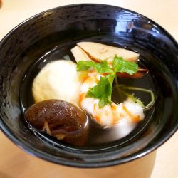 日替わりメニュー、車海老と真丈の炊合せ(日替わり)