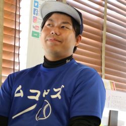 理事長の向さんは「野球YouTuber向」としても活動する、人気YouTuber