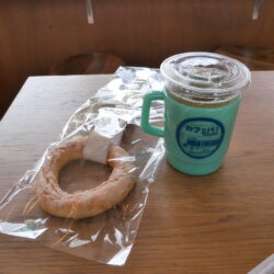 カタカタつりわパンとクラフトコーラ
