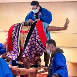 三河島山車人形　組み立て中