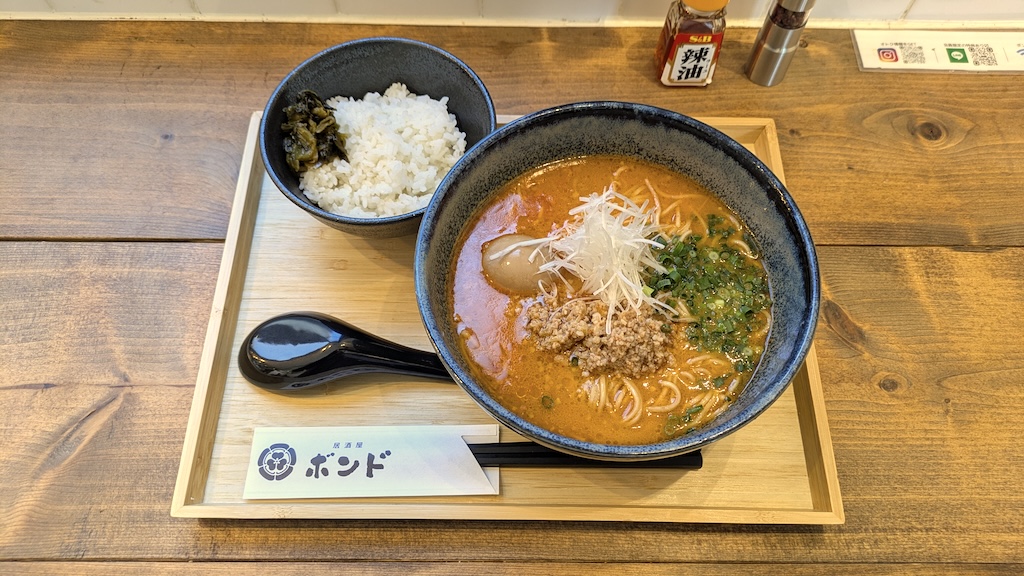 濃厚旨辛担々麺(白飯付)