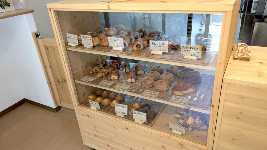 hanana bakery店内