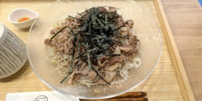 【荒川涼麺2025】そば はせ川 イベリコ豚の冷やし肉そば イベリコ豚の冷やし肉そば