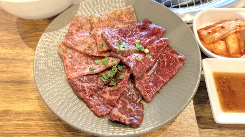 こだわりカルビ、ロース、ハラミ