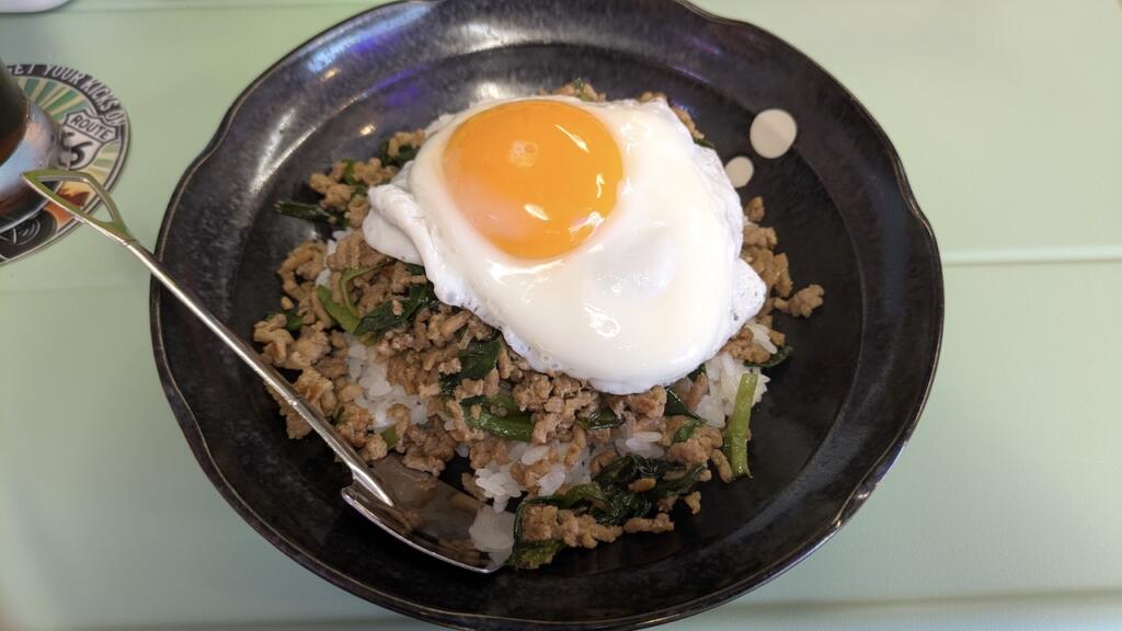 オバァライス