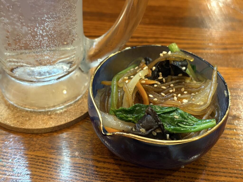 お通しはチャプチェ