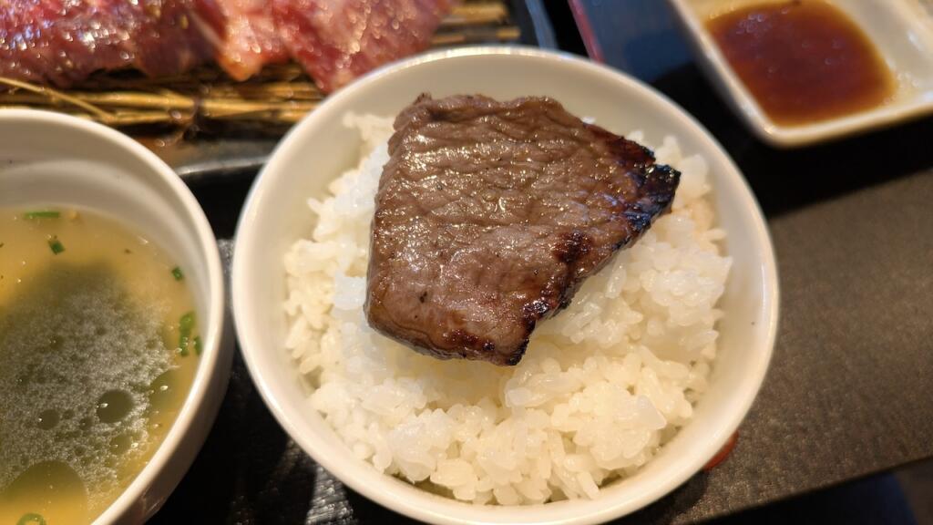 肉オンザライス