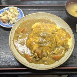 オムカレー