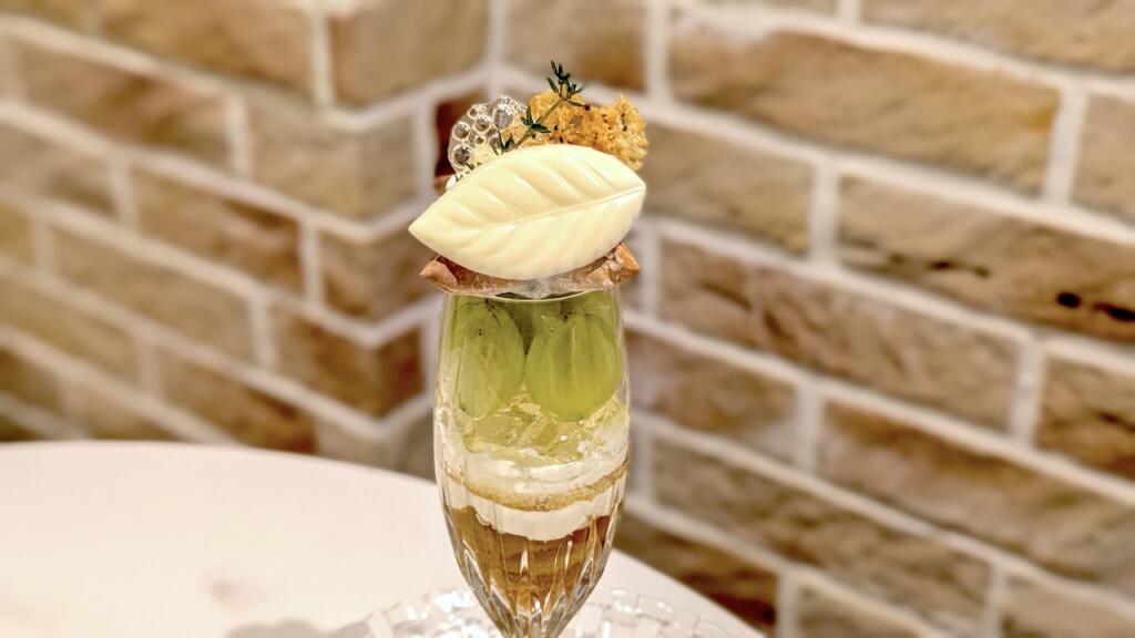 シャインマスカットのパフェ