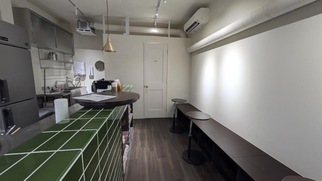 Crepe mille店内