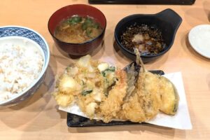 夜限定メニュー登場！気軽に揚げたて天ぷらで日本酒を 東日暮里 かき揚げ・かき玉丼 池田屋
