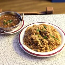 ビリヤニとチキンカレー