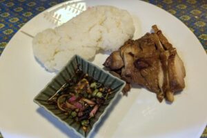 2品で500円キャンペーン終了後が本番だった！ガパオ〜美味しいタイ料理〜