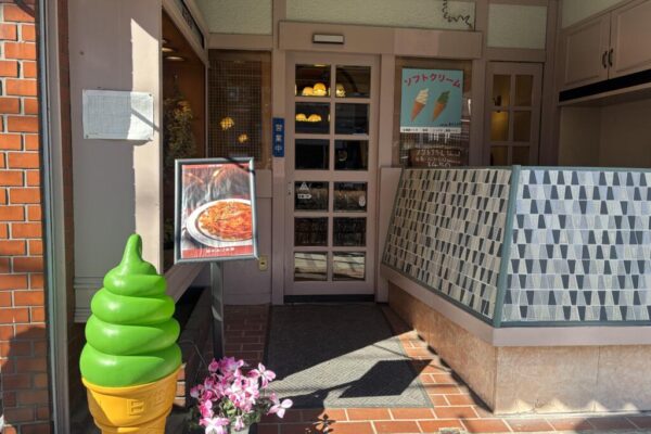 谷中銀座にある昔ながらのほっと落ち着く喫茶店「あづま家」