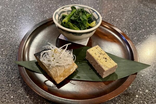 荒川界隈で女1人ちょい飲みのススメ vol.33：蕎麦と料理 与志美@荒川一中前