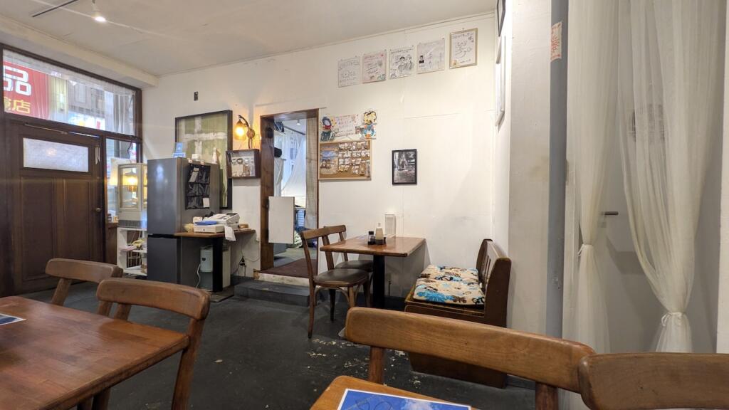 コロンバキッチン店内