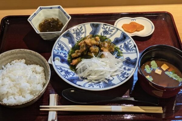 町屋割烹おかげが平日限定ランチを開始!毎月季節を感じるメニューが登場 おかげの生海苔竜田揚げ御膳