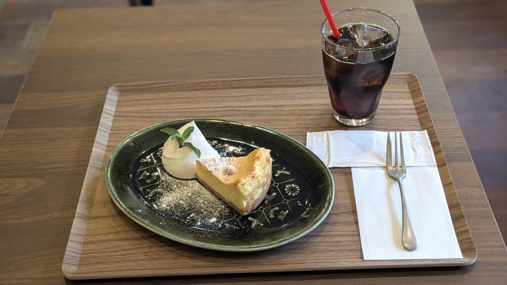 ベイクドチーズケーキセット