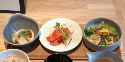 荒川区役所向かいの食事とお酒 正がランチ営業を開始