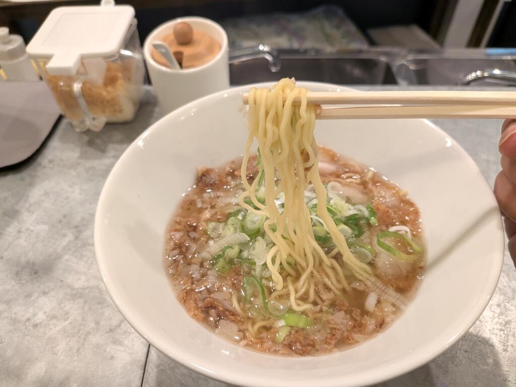 黄いそば麺上げ