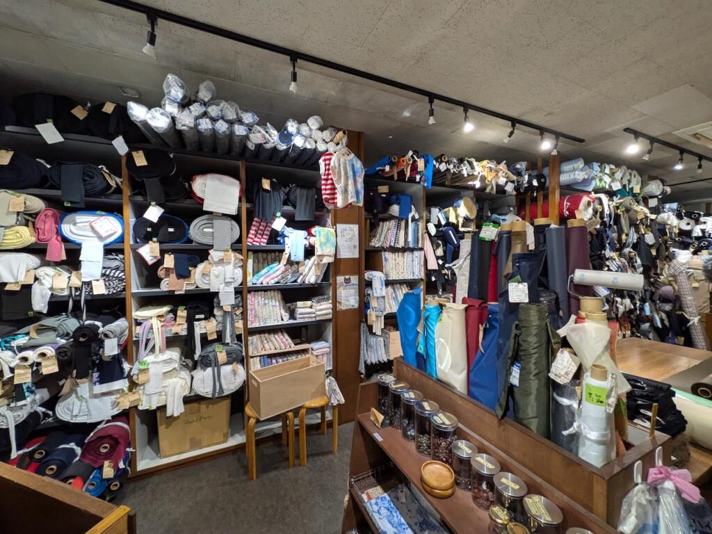 齊藤商店店内
