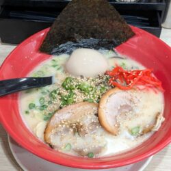 替え玉一玉無料！ 博多らーめん 一心堂 三ノ輪店は飲んだあとの締めにぴったり