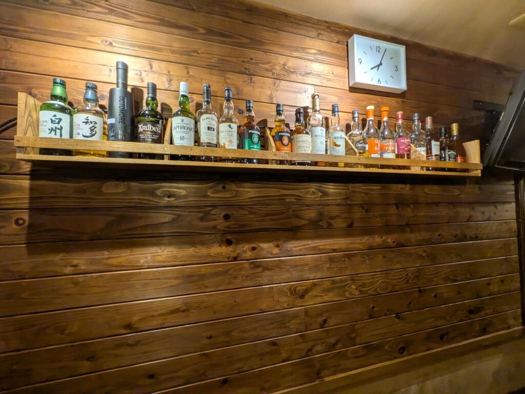 CAFE & BAR NARROW 店内