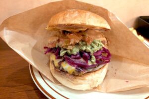 「死者の日バーガー」メキシコの祝祭をイメージした10月限定バーガー GOODTHANG TOKYO 三河島