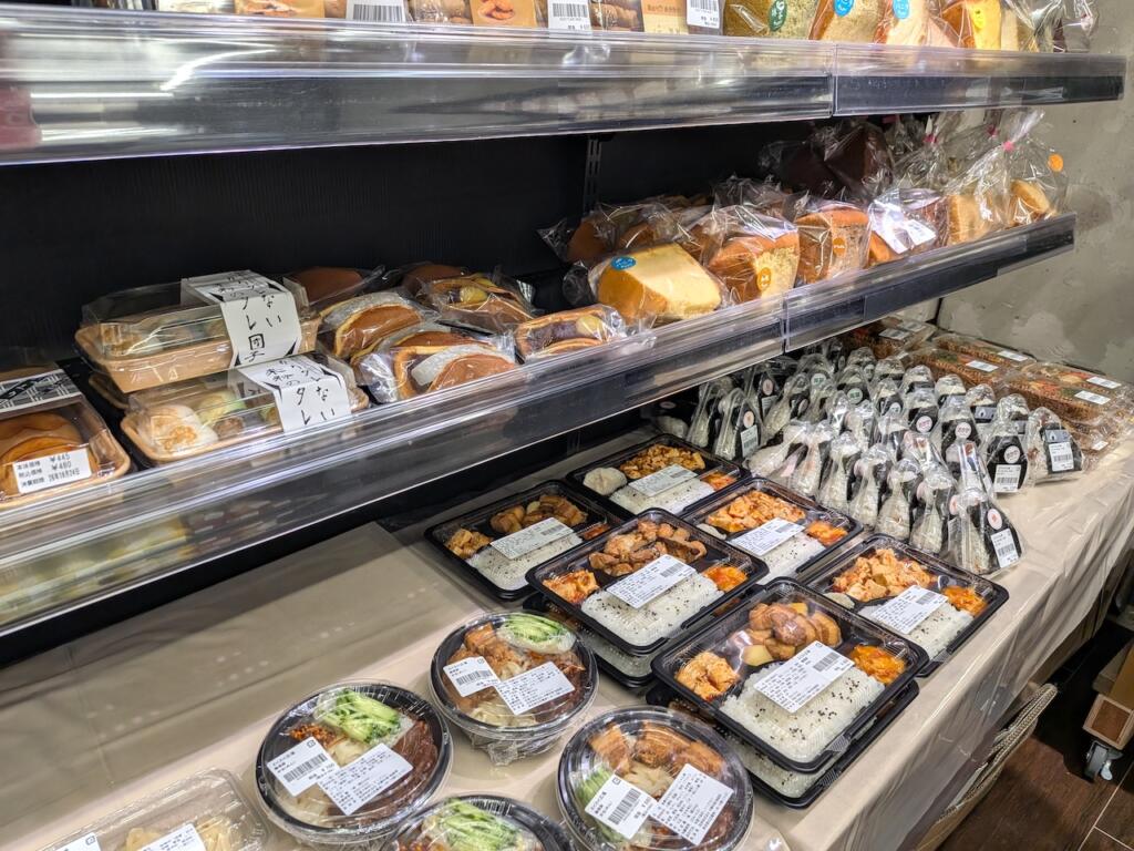 わくわく広場 町屋駅前店店内
